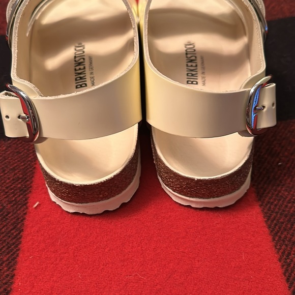 Birkenstock Milano Big Buckle size 10/41 medium/narrow. Retail $180 - Picture 5 of 6